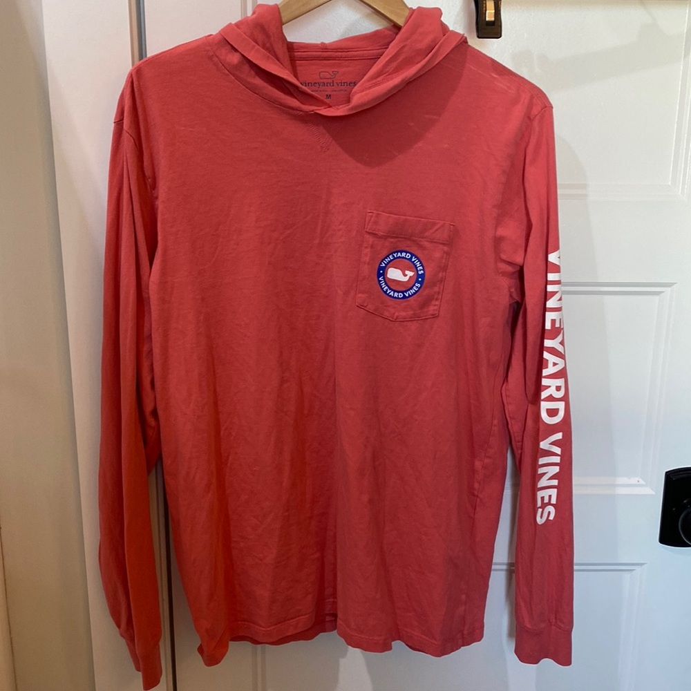Hooded Long sleeve Vineyard Vines Tee